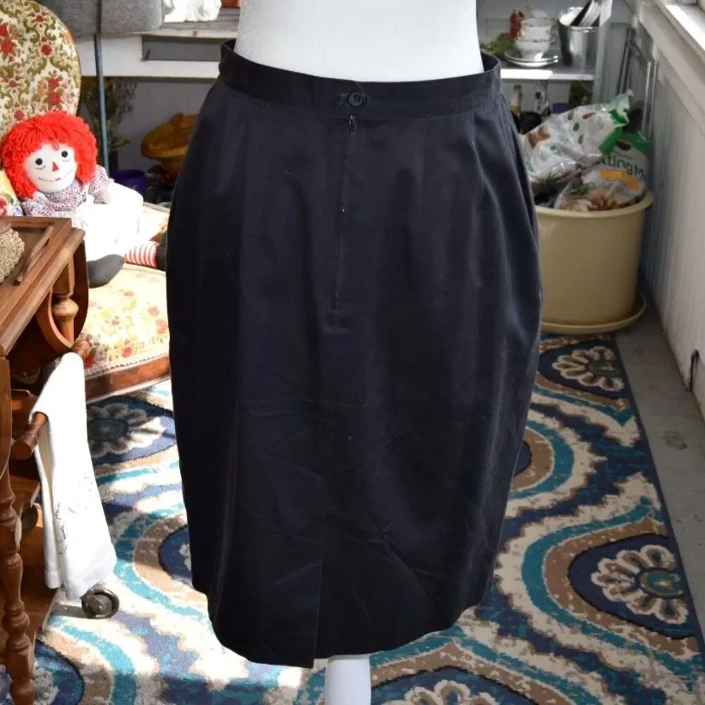 Vintage Burberrys Slate Pencil Skirt 29